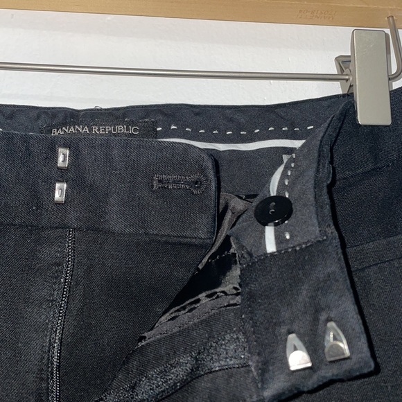 Size 2P Women’s Banana Republic Black Dress Pants - Picture 3 of 5